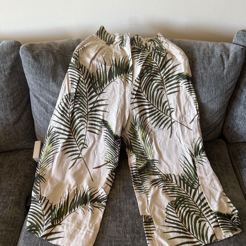 Wide leg pants